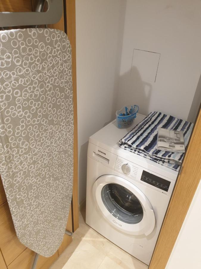 Ocean Village Apartment ジブラルタル エクステリア 写真